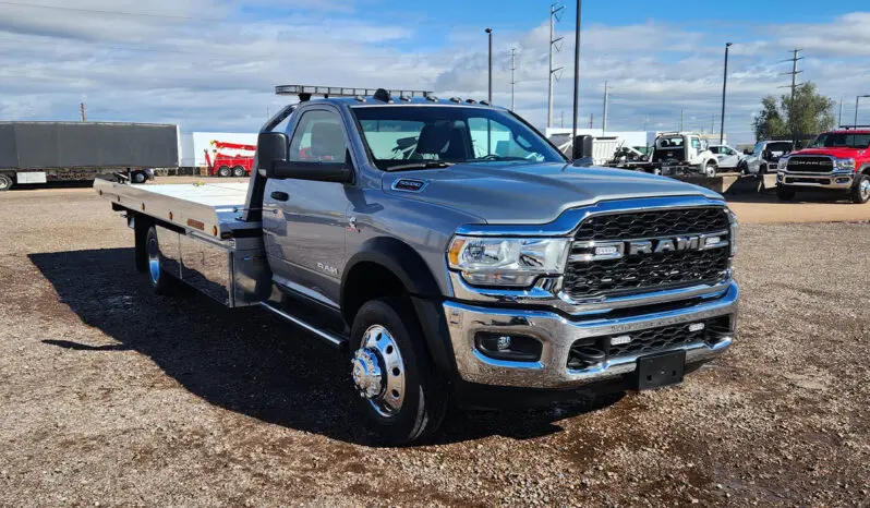 2022 RAM 5500 Tradesman full