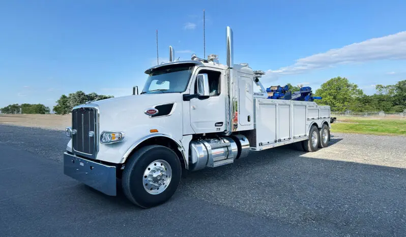 2024 Peterbilt 567 35 Ton Wrecker full