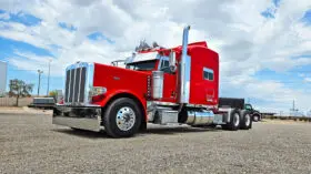 2013 Peterbilt 389