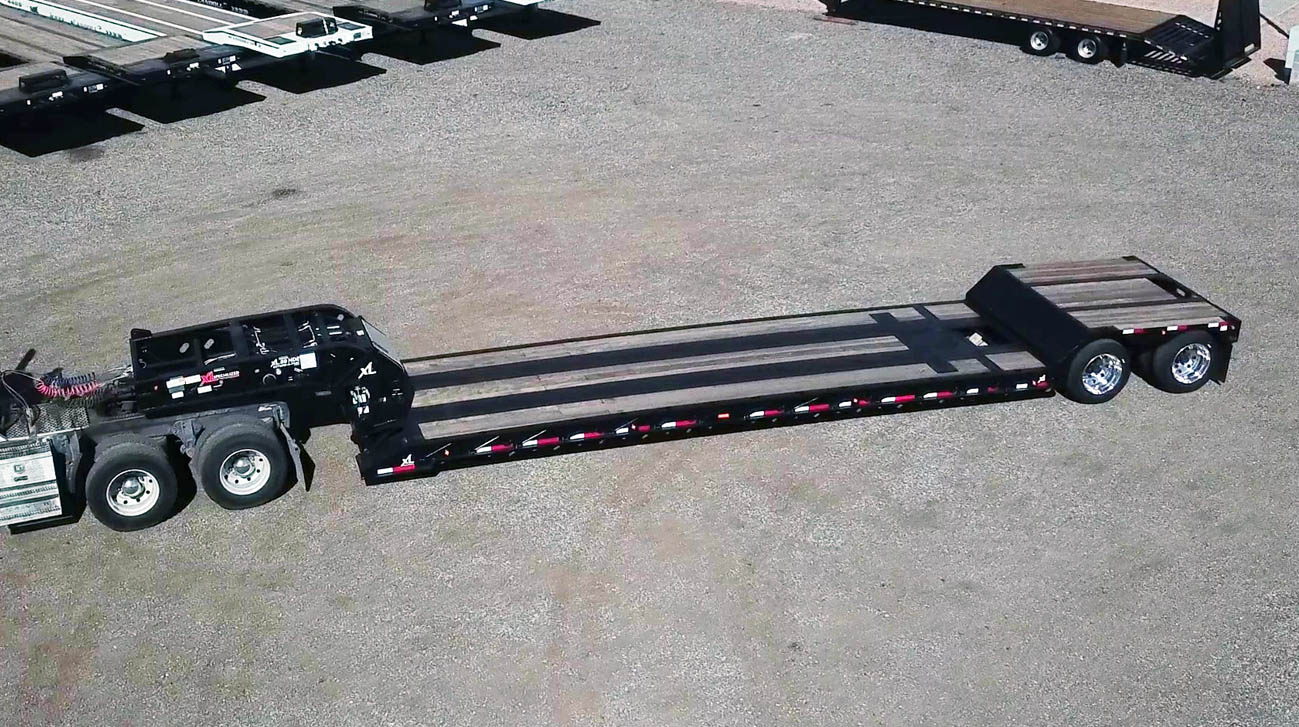 Extendable Lowboy Trailer XL Specialized XL80 HDE Midco Sales