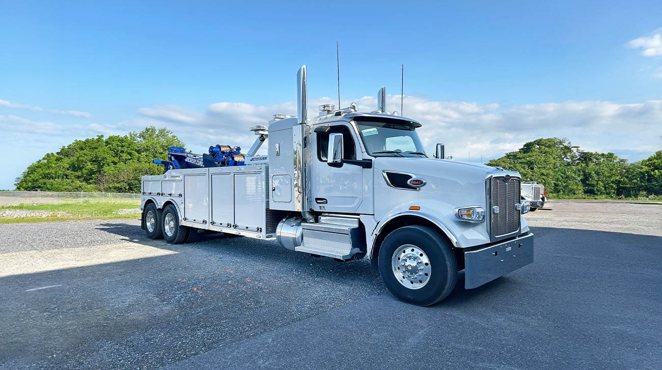 Peterbilt 567 35 Ton Wrecker Tow Truck JerrDan Midco Sales