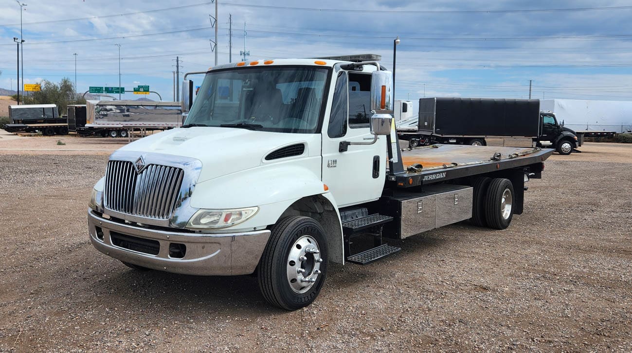 Used International JerrDan Rollback Tow Truck Midco Sales