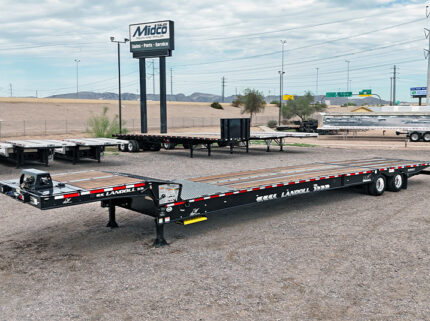 Landoll 930E-51-15 hydraulic traveling tail trailer - 01 top view, driver side