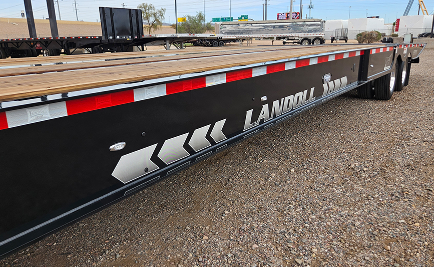 Landoll-930E-51-16-hydraulic-traveling-tail-trailer-for-sale-14-trailer-side-landoll-decals
