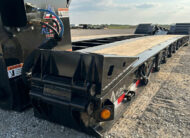 Alpha HD 110 HDG SF 18 55 ton lowboy trailer - 04 - front ramps, outriggers
