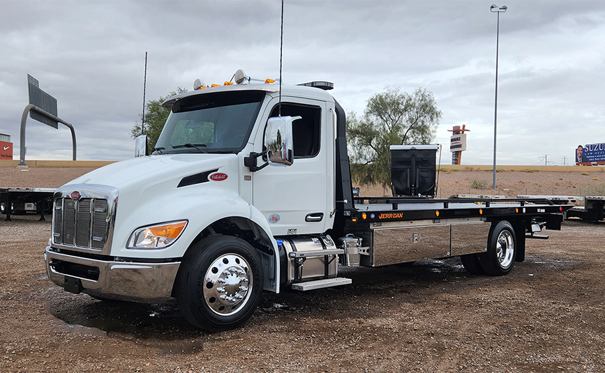 2024 Peterbilt 536 Rollback