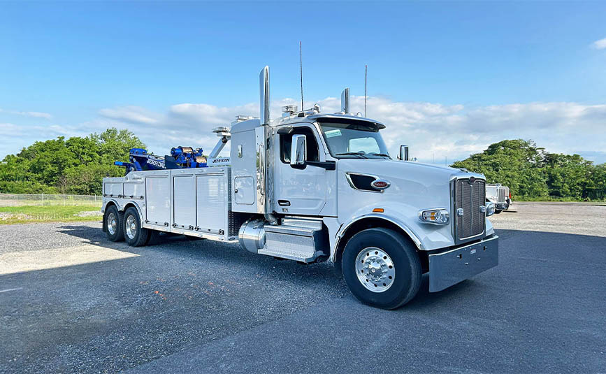 2024 Peterbilt 567 35 Ton Wrecker