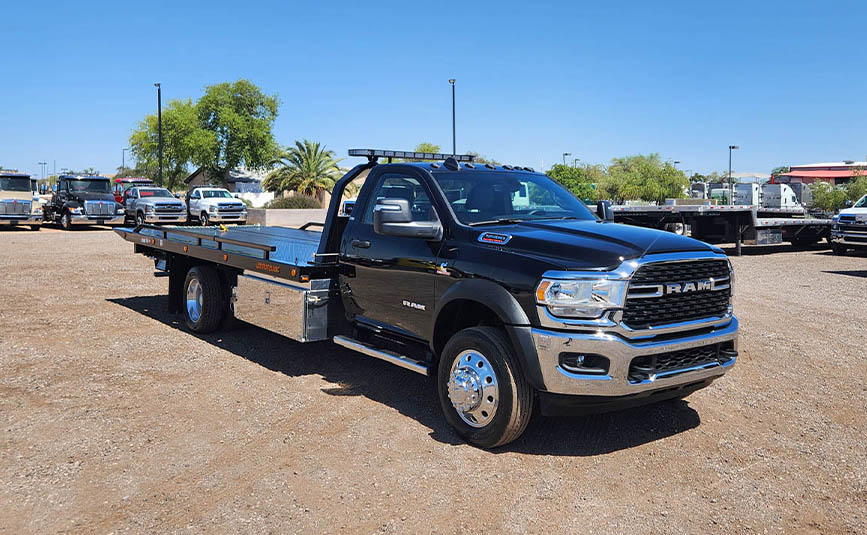 2024 RAM 5500 SLT 4×4 Rollback