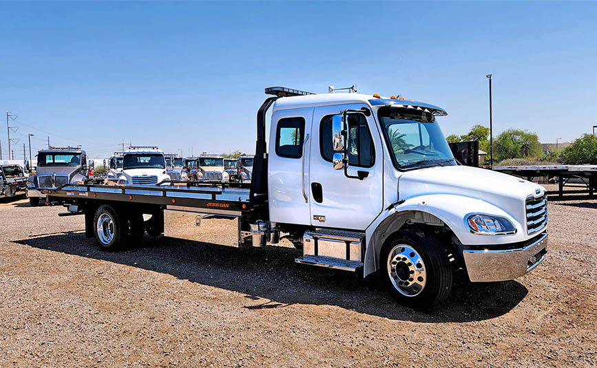 2025 Freightliner M2 Rollback