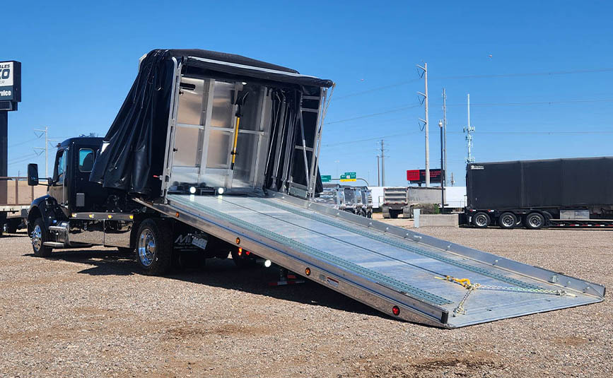 2024 Kenworth Sliding Tarp Carrier Rollback