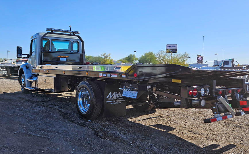 2024 Kenworth T280 Rollback