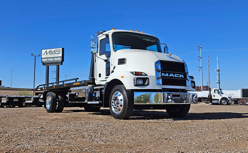 2025 Mack MD642 Rollback