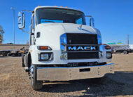 2025 Mack MD642 Rollback