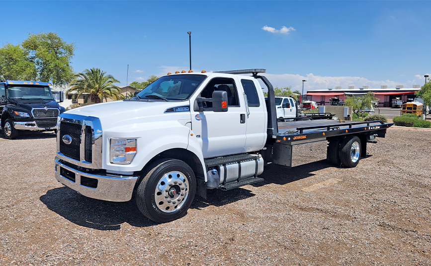 2023 Ford F650 used Jerrdan rollback tow truck - 02 - driver side view