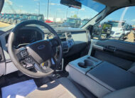 2023 Ford F650 used Jerrdan rollback tow truck - 23 - front seat, stearing wheels, dashboard
