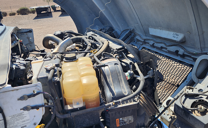 Ford F560 rollback tow truck for sale - Jerr-Dan - 19 - engine