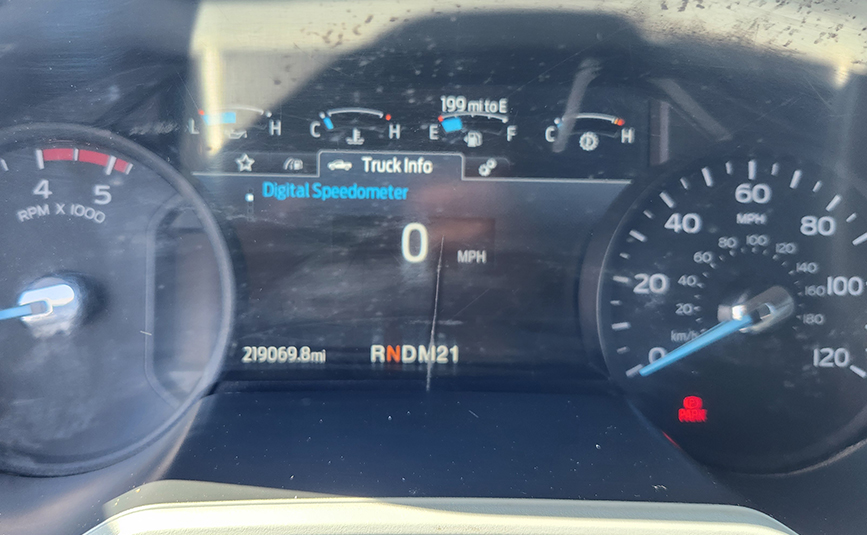 Ford F560 rollback tow truck for sale - Jerr-Dan - 25 - instrument cluster, speedometer, mileage odometer