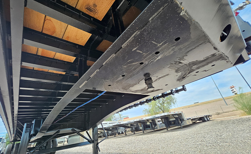 2026 dorsey steel giant flatbed trailer forklift kit - 09 - underneath view, trailer king pin