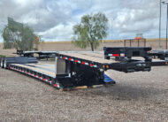 alpha hd 80mge extendable double drop trailer - 05 - front view, gooseneck, flip neck