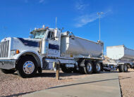 2003 peterbilt 378 transfer truck & trailer - 02 - driver side view