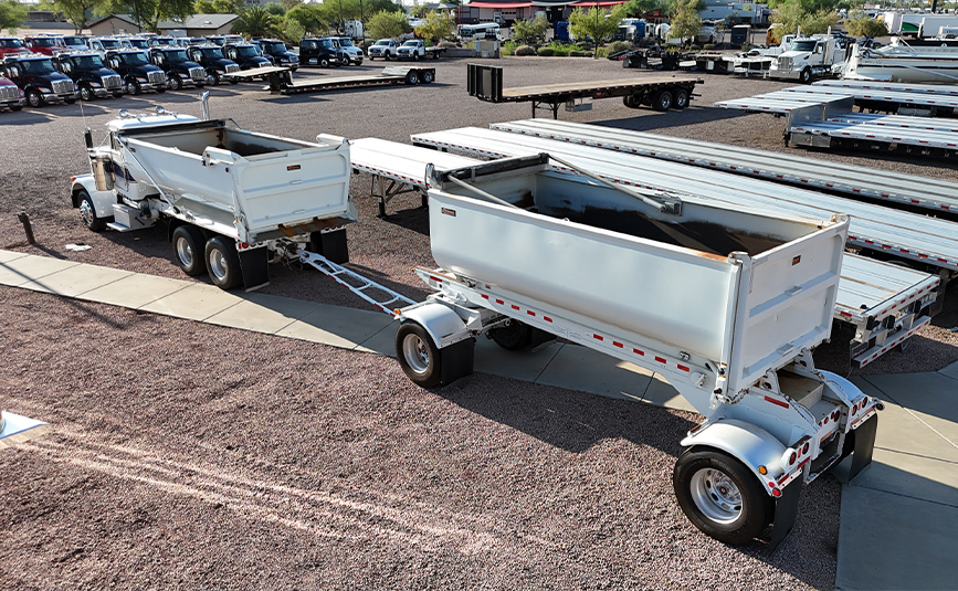 2003 peterbilt 378 transfer truck & trailer - 03 - top rear view, driver side, transfer trailer