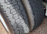 2003 peterbilt 378 transfer truck & trailer - 17 - tire tread truck tires