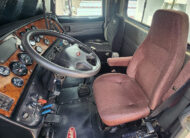 2003 peterbilt 378 transfer truck & trailer - 25- peterbilt 378 cab interior