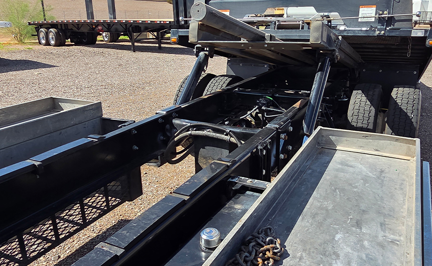 2022 used international mv607 jerr-dan rollltack tow truck - 11 - underneath rollback, top trays