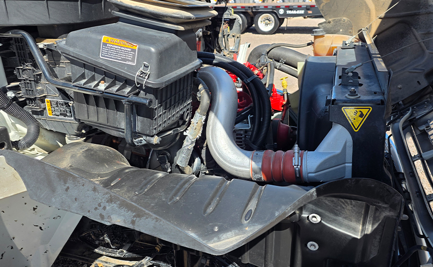 2022 used international mv607 jerr-dan rollltack tow truck - 26 - engine compartment