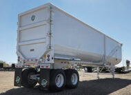 2026 armor lite high side demolition end dump scrap trailer - 05 - rear side angle, gate