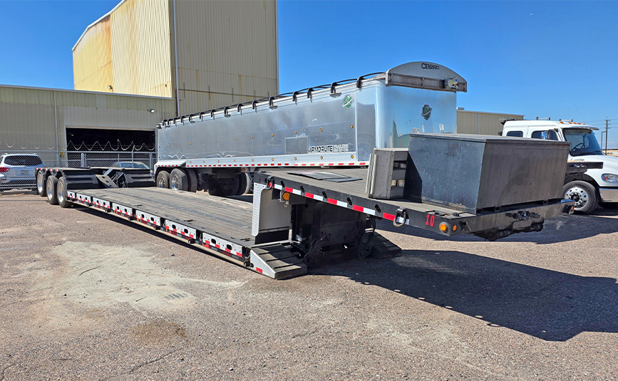 2022 xl specialized xl80 mfg double drop trailer - 03 - front angled view