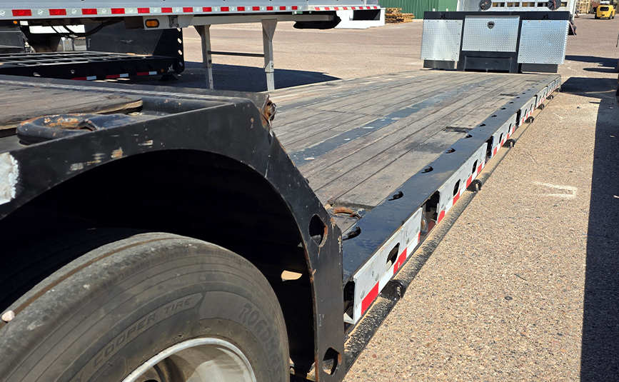 2022 xl specialized xl80 mfg double drop trailer - 08 - trailer side view