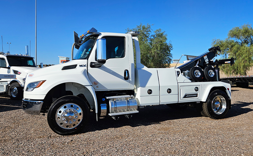 2025 international mv607 Jerr-Dan MPL60 wrecker tow truck - 05 - driver side