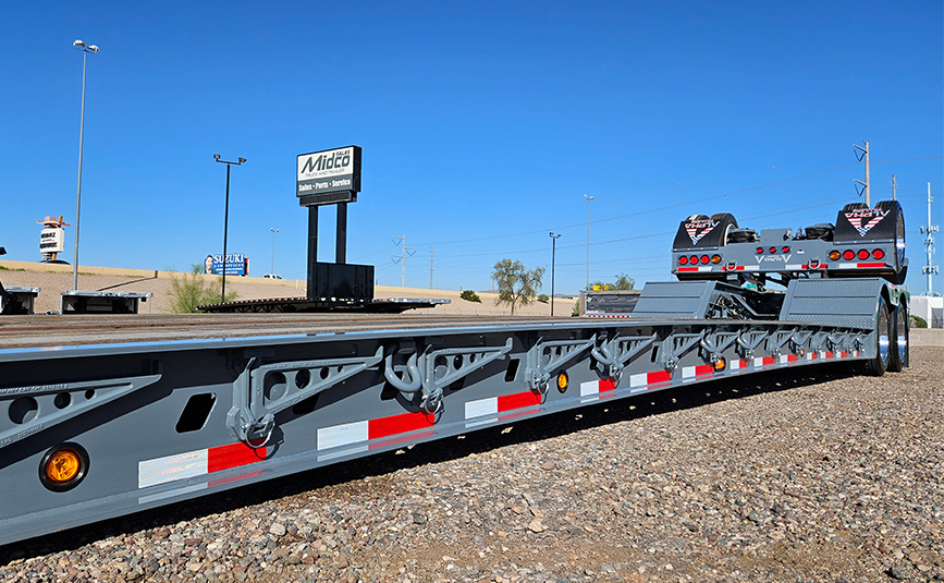 2026 alpha hd a90hdgc 45 ton lowboy trailer flip axle - 13 - side view, outriggers
