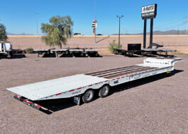 2026 landoll 930 E-51-15 traveling tail trailer - 01 - full trailer view, aerial view