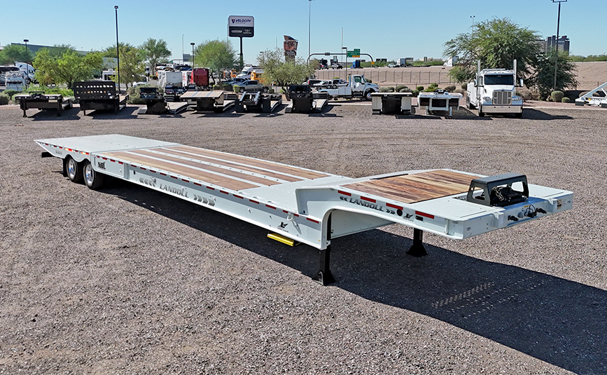 2026 landoll 930 E-51-15 traveling tail trailer - 02 - aerial front view, passenger side