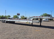 2026 landoll 930 E-51-15 traveling tail trailer - 04 - low angle, side view