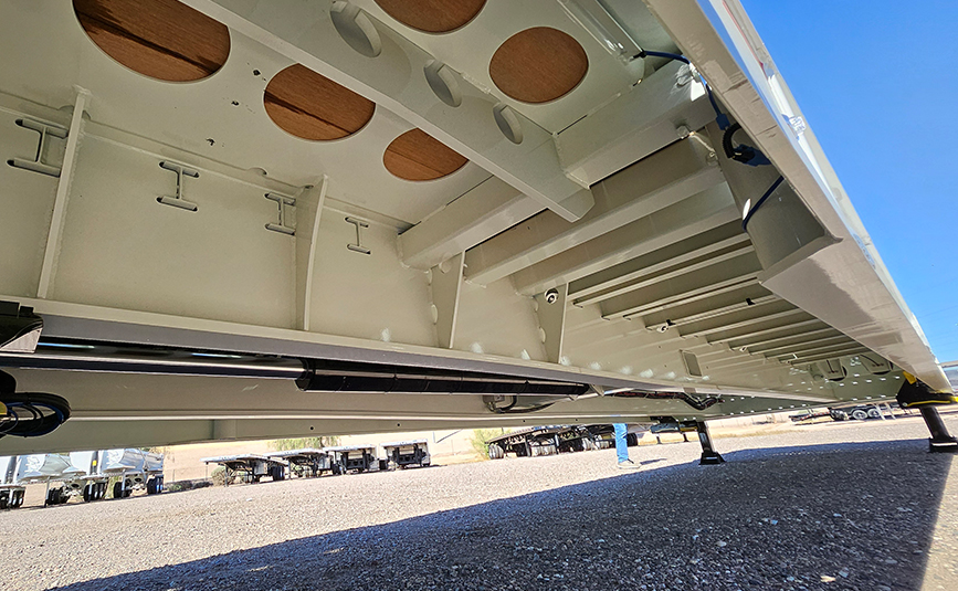 2026 landoll 930 E-51-15 traveling tail trailer -17 - underneath trailer