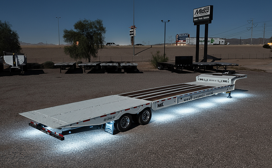 2026 landoll 930 E-51-15 traveling tail trailer -21 - landoll Under deck work zone lights