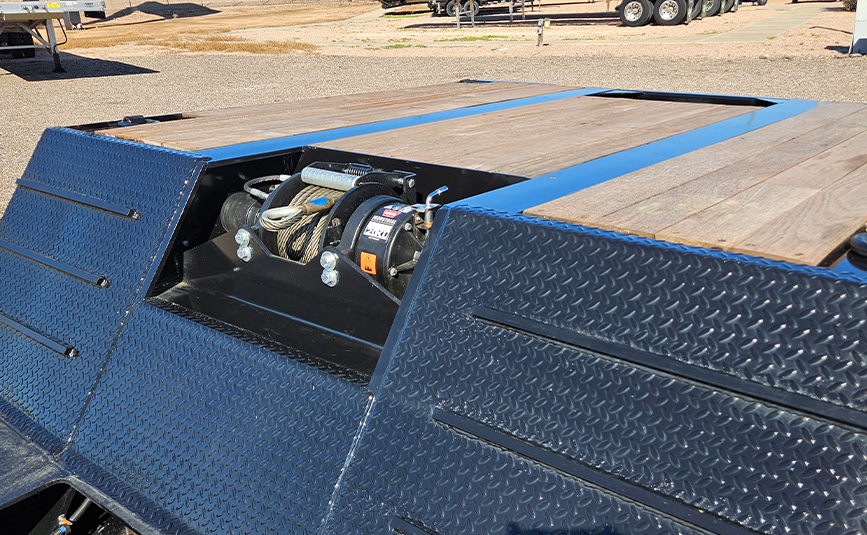2026 used xl specialized xl80 HDGE extendable double drop trailer -17 - rear deck winch