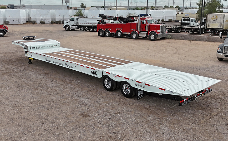 2026 landoll 930 traveling tail trailer - 04 - for sale at Midco Sales
