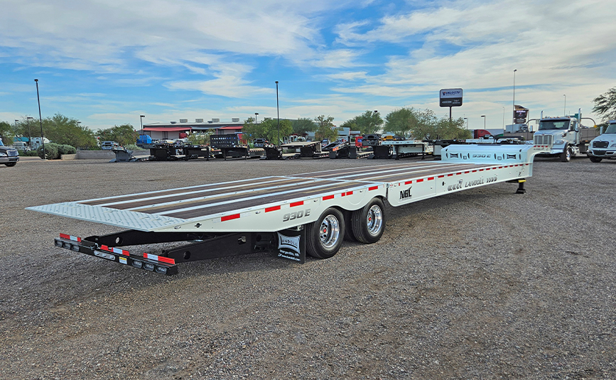 2026 landoll 930 traveling tail trailer - 06 - passenger side view, rear bumper