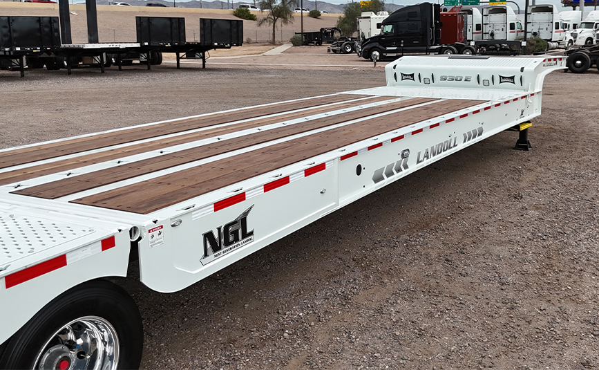 2026 landoll 930 traveling tail trailer - 10 - main deck