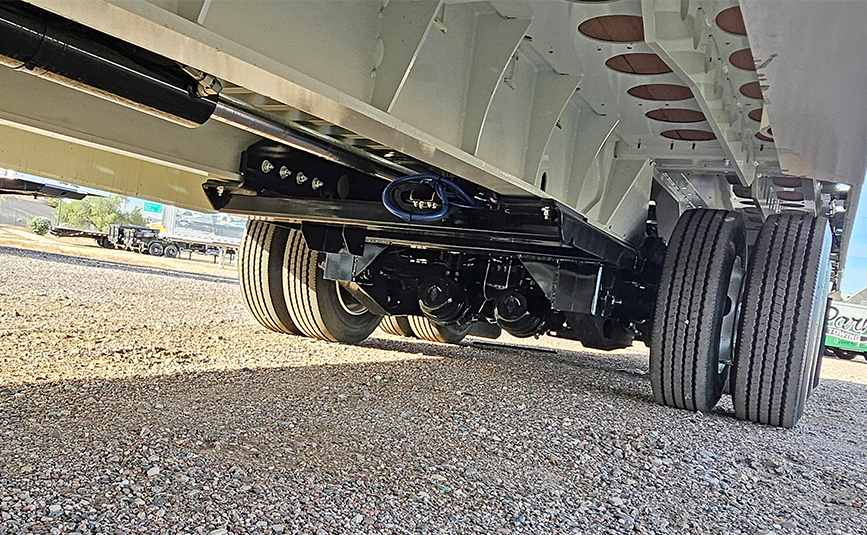 2026 landoll 930 traveling tail trailer - 20 - undercarriage