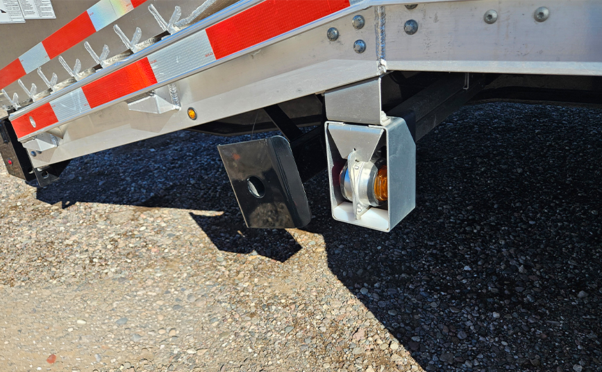 2026 prestige combo drop deck trailer - 22-1 rear pullout light