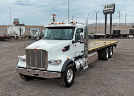2027 peterbilt 567 jerr-dan industrial carrier transporter tow truck - 01 - for sale at Midco Sales