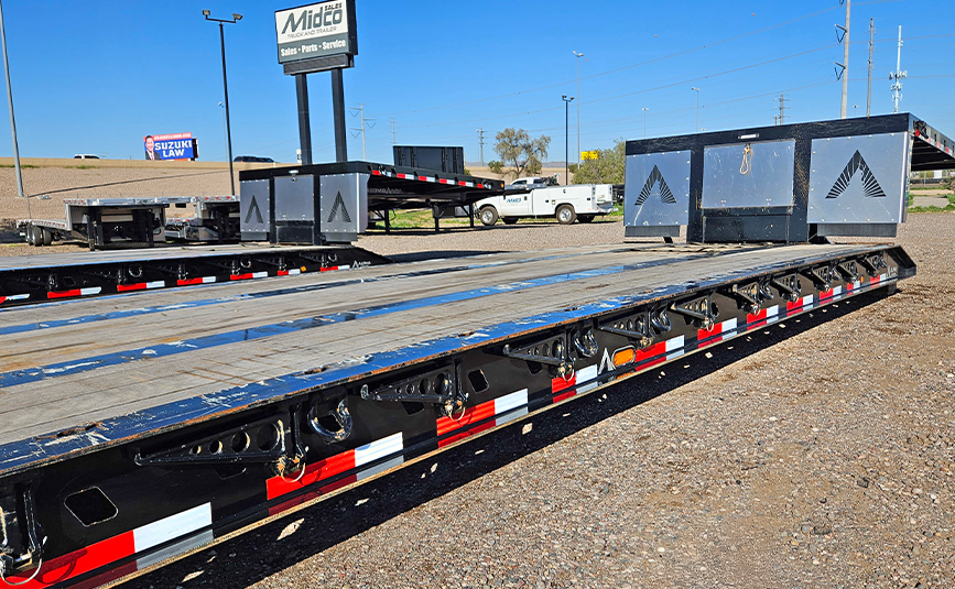 2025 used alpha hd a80mg double drop trailer - 13 - outriggers
