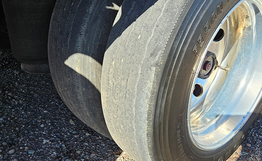 2025 used alpha hd a80mg double drop trailer - 18 - tire tread