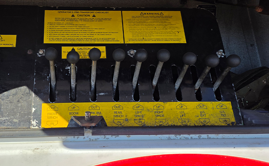 2003 Kenworth T800 60 Ton Wrecker