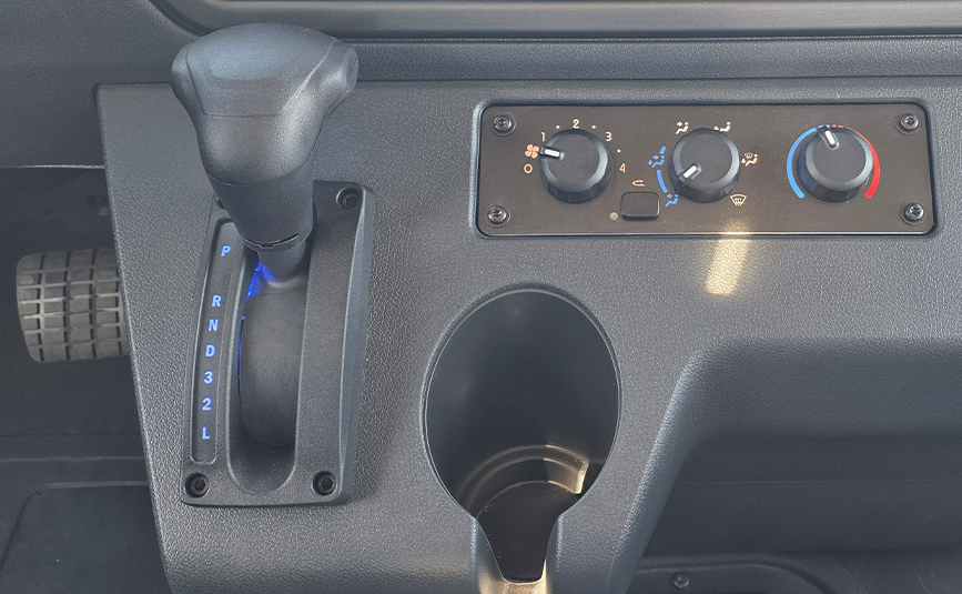2025 freightliner m2 - jerr-dan rollback tow truck - 25 - automatic transmission gear shifter